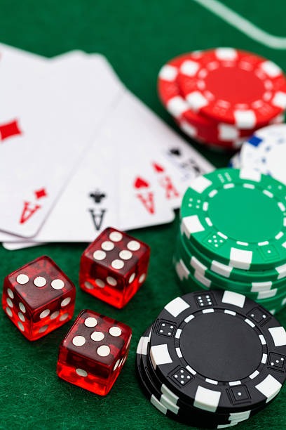 juragan 28 Dealer tables
